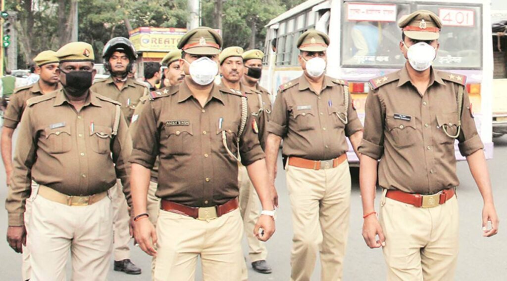 पूर्व मुंबई पुलिस कमिश्नर परमबीर सिंह के खिलाफ जारी हुआ लुकआउट नोटिस