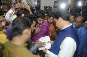 reporter with cm