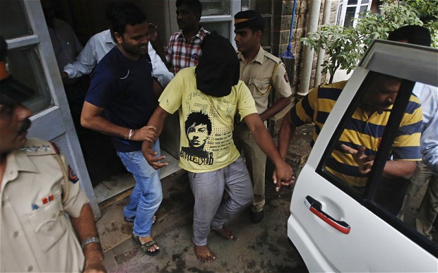 मुंबई में गैंग रेप , रेप , अपहरण के मामलों में नहीं आई कमी , आरटीआई से हुआ खुलासा
