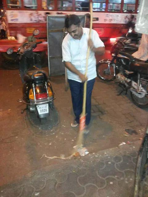 रंगबाज सलमान से पूरा इलाका है परेशान , कैसे होगा इस समस्या का समाधान