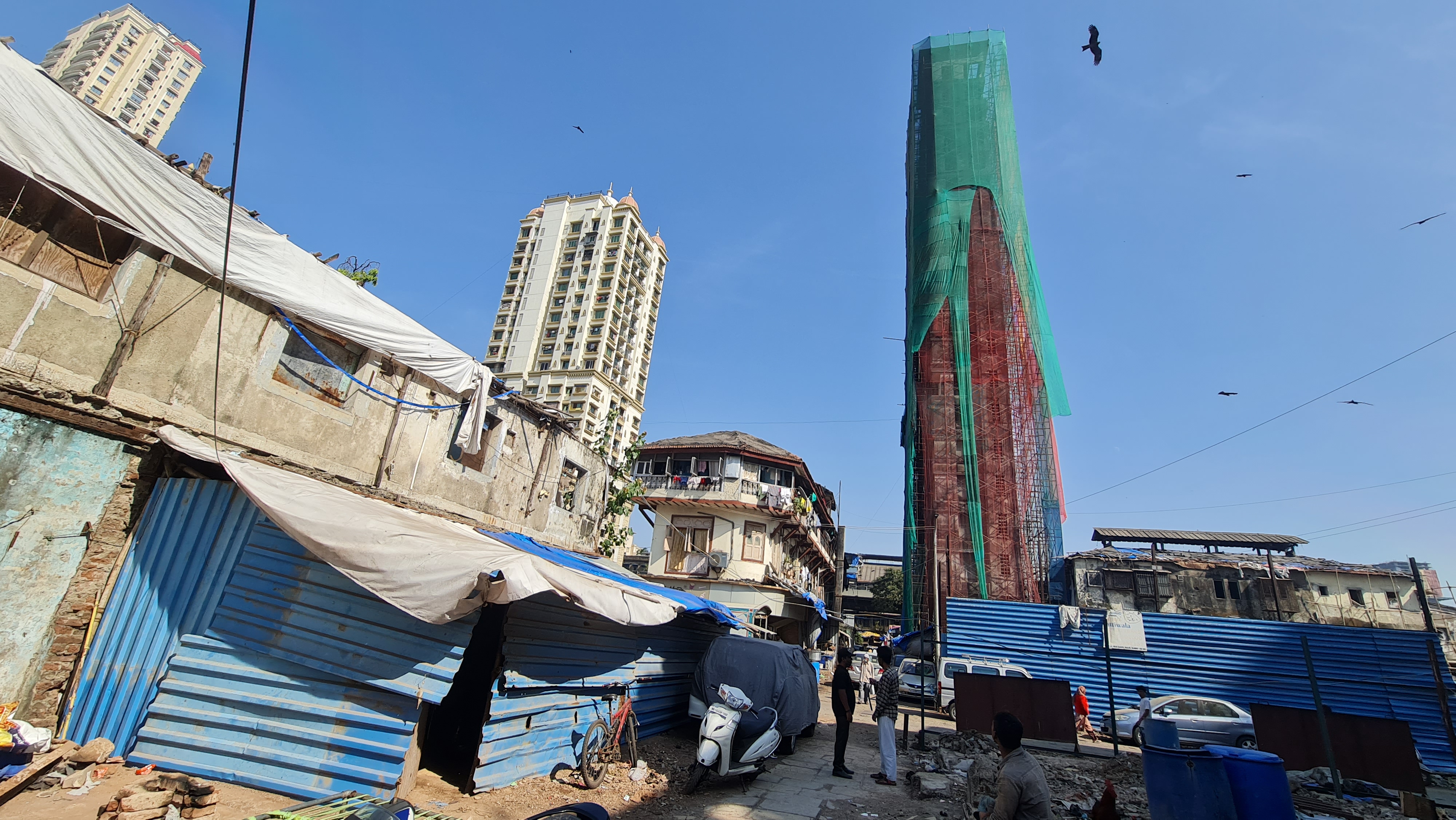 बोहरा मोहल्ले में पैदा हुआ एक और सचिन वाज़े