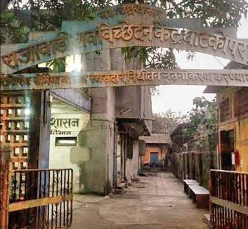 मरीज़ की आंख कुतर गया चूहा , मुंबई के सरकारी हॉस्पिटल की घटना