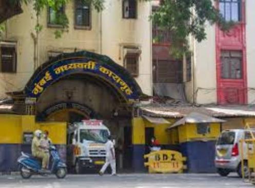 यूनिटेक पूर्व प्रमोटर्स दोनों चंद्रा  बंधुओं को तिहाड़ अलग जेल में किया गया शिफ्ट-मुंबई की आर्थर रोड और तलोजा जेल में रखे गए संजय चंद्रा और अजय चंद्रा