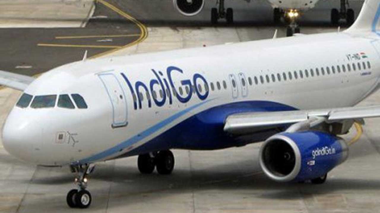 पटना टू दिल्ली विमान की इमरजेंसी लैंडिंग-इंडिगो के विमान में सवार थे 120 यात्री