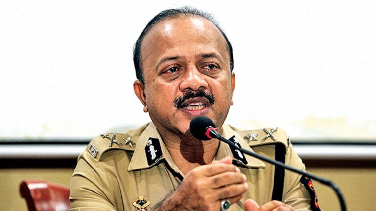 फिर दागदार हुई मुंबई पुलिस की ख़ाकी - ADG देवेन भारती पर दर्ज मामले की जांच CIU के हाथों