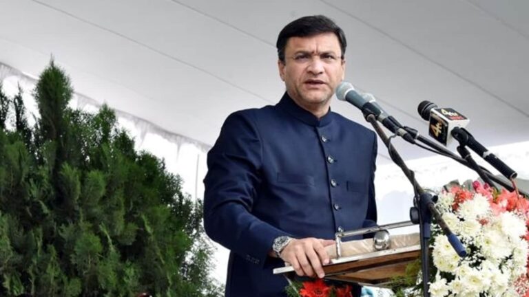 तुम्हारी औकात नहीं कि तुम्हें जवाब दिया जा सके, कुत्ता भौकता है तो भौंकने दो - एआईएमआईएम विधायक अकबरुद्दीन ओवैसी की राज ठाकरे को ललकार
