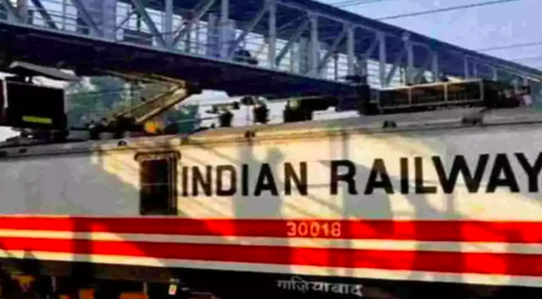 रेलवे को हजारों करोड़ का नुकसान - अग्निपथ स्कीम के खिलाफ तोड़ फोड़ आगजनी और कैंसिल टिकट से सबसे बड़े नुकसान में रेलवे