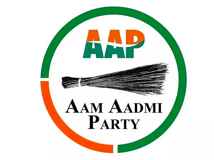 पूर्व सांसद पप्पू यादव के निशाने पर आम आदमी पार्टी, कहा आप के दोनों सीएम की सुरक्षा हटाकर जनता के हवाले किया जाए