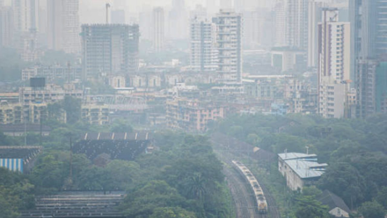 मुँबई में ज़हरीली हवा का स्तर बढ़ा, दिल्ली के मुकाबले खराब वायु प्रदूषण में पहुँचा मुंबई