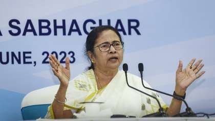 नीतीश की विपक्षी एकता की मुहिम को झटके पर झटका , बैठक से इस्तीफो के बाद अब ममता बनर्जी का बड़ा बयान।