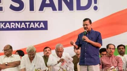 लोकसभा में पेश नही हुआ ट्रांसफर पोस्टिंग मामले से जुड़ा अध्यादेश ,भारी हंगामे के बीच लोकसभा स्पीकर ने विधेयक पेश न होने की जानकारी।
