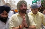 ग़दर 2 के बीच सनी देओल के जीवन में मचा ग़दर ,करोड़ो की बकाया वसूली के लिए मुंबई का बंगला नीलामी की कगार पर ,पिता धर्मेंद्र है बेटे के गारंटर।