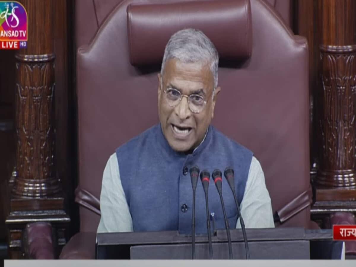 लोकसभा के बाद दिल्ली सेवा बिल राज्यसभा में भी पास ,विपक्ष का जोरदार हंगामा , पक्ष में 131 तो विरोध में पड़े 102 मत।