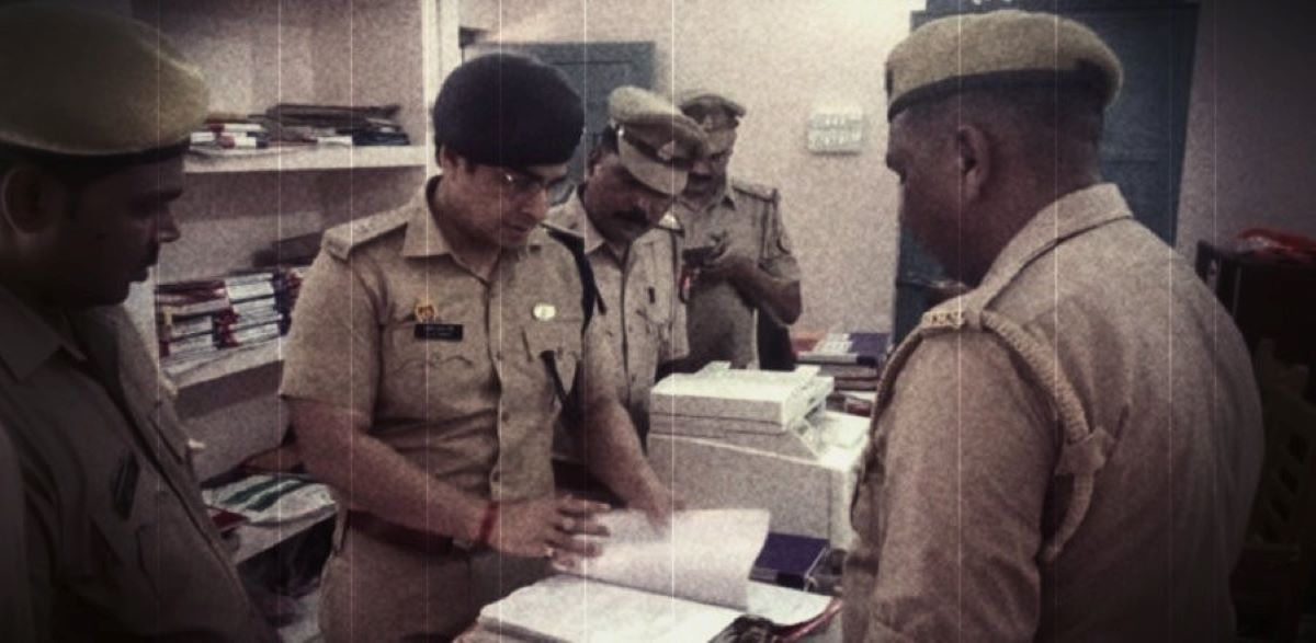फिलिस्तीन के समर्थन में पोस्ट करने पर मौलाना समेत 2 गिरफ्तार , यूपी पुलिस ने गंभीर धाराओं में दर्ज किया मुकदमा।मामला दर्ज कर