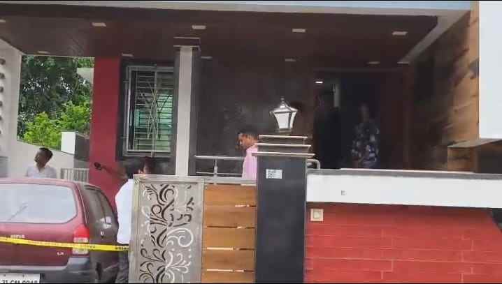 Amravati Retired Judge House Burglary - अमरावती में सेवानिवृत्त जज के बंद घर पर चोरों का धावा, 11.90 लाख रुपये के गहने और नकदी पार