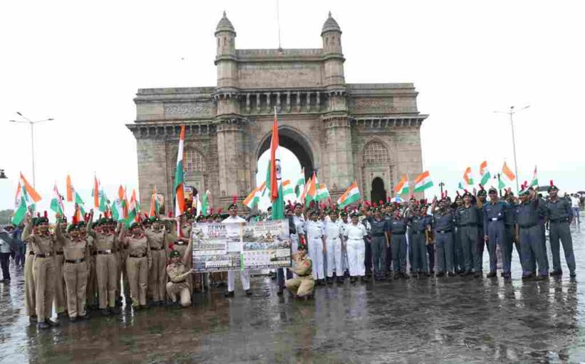 Har Ghar Tiranga Rally: मुंबई में 1500 एनसीसी कैडेट्स ने निकाली भव्य 'हर घर तिरंगा' रैली, 'वंदे मातरम' के नारों से गूंजा आजाद मैदान