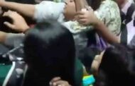 Mumbai Local Train Fight - मुंबई लोकल के महिला डिब्बे में फिर मारपीट, अंधेरी-विरार ट्रेन में महिलाओं के बीच जमकर चले हाथ-पैर