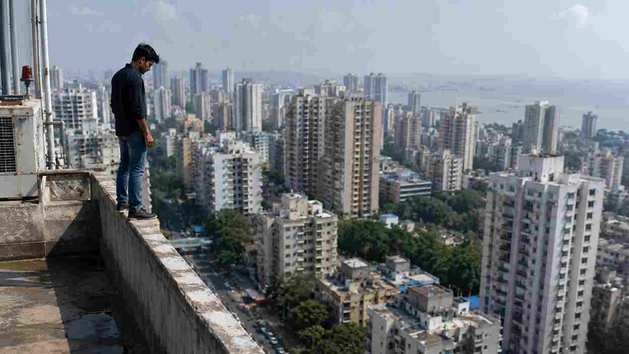 Student Extreme Step In Tardeo - मुंबई के ताड़देव में जयपुर के छात्र ने उठाया खौफनाक कदम 12वीं मंजिल से कूदकर की जीवनलीला समाप्त