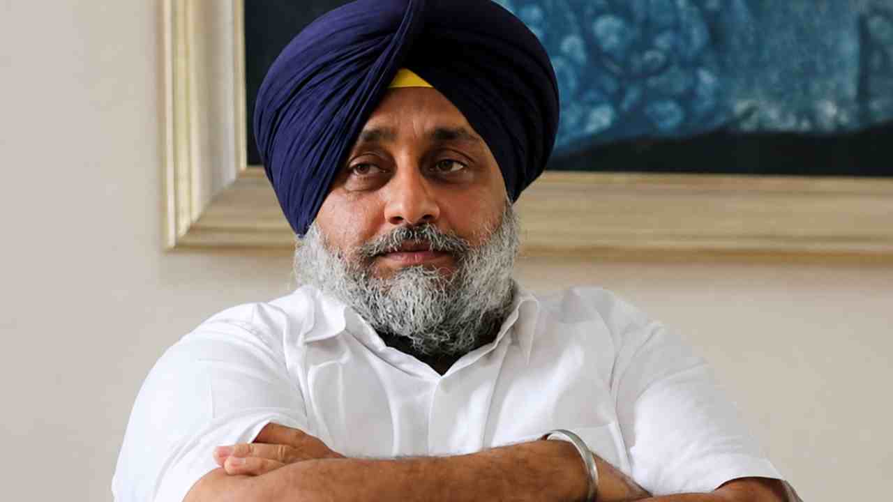 Sukhbir Singh Badal Attacked - महाराष्ट्र के नांदेड़ में सुखबीर सिंह बादल पर हमला शिरोमणि अकाली दल के अध्यक्ष अस्पताल में भर्ती