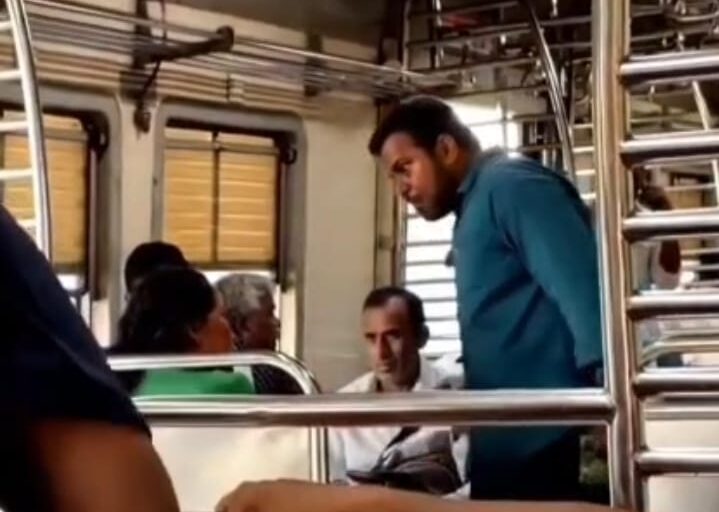 Goregaon CSMT Local Assault - मुंबई लोकल में महिला यात्री से मारपीट और बेल्ट से हमला, वायरल वीडियो के बाद आरोपी 12 घंटे में गिरफ्तार