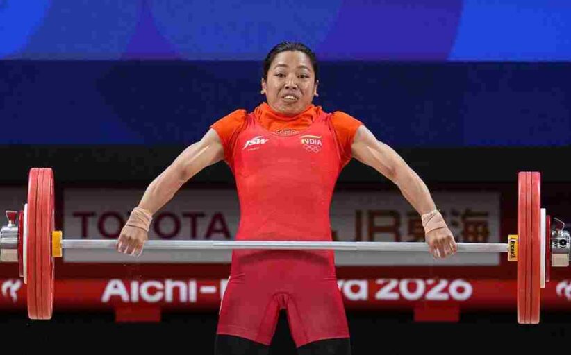 Asian Games 2026 Day 4 Mirabai Chanu Silver Manu Bhaker - एशियन गेम्स 2026 का चौथा दिन - मीराबाई चानू ने 49 किग्रा वेटलिफ्टिंग में जीता ऐतिहासिक रजत पदक, 10 मीटर एयर पिस्टल में मनु भाकर पोडियम से चूकीं
