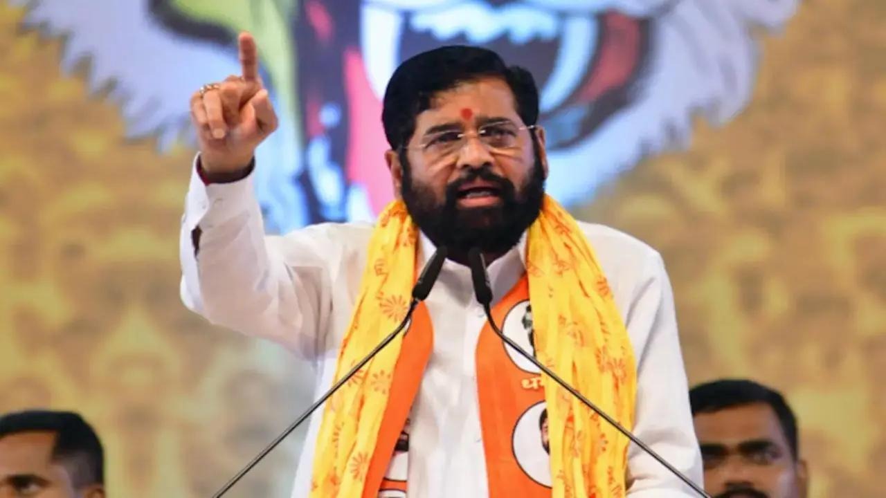 Eknath Shinde Slams Uddhav Thackeray Faction - '2019 में इन्होंने हिंदुत्व और जनादेश को फ्रीज किया, अब निशान मिटाना चाहते हैं'; सुप्रीम कोर्ट में सुनवाई के बीच दिल्ली में शिंदे का तीखा हमला।