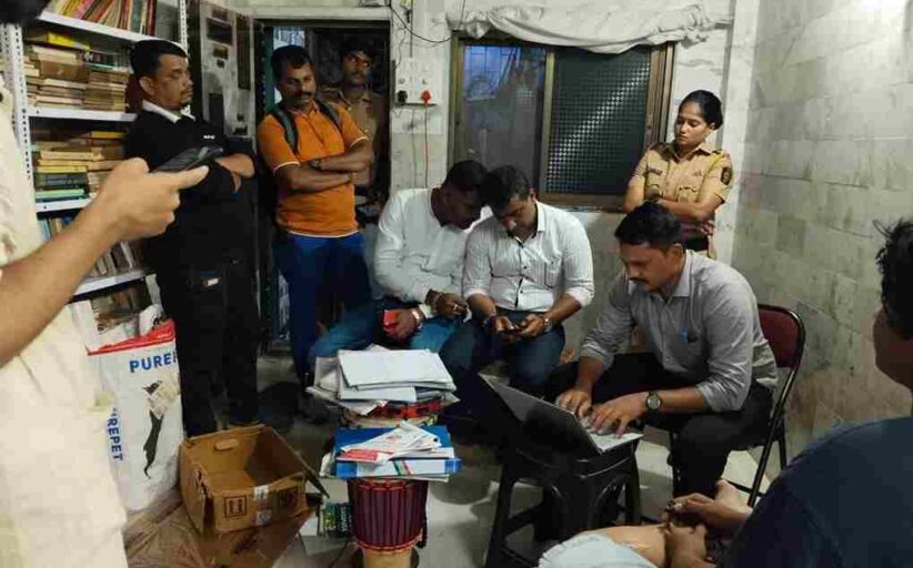 Mumbai Student Pro Palestine Campaign Bandra Police Raid Allegation - मुंबई में छात्र एक्टिविज्म पर नया विवाद फिलिस्तीन समर्थक अभियान में हिस्सा लेने पर घर पर पुलिस रेड का दावा बांद्रा पुलिस ने दी सफाई