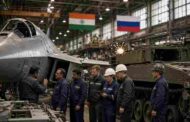 India Russia Defence Manufacturing Co Production Under Watch - भारत-रूस रक्षा संबंधों में बड़े रणनीतिक बदलाव पर दुनिया की नजर खरीदार-विक्रेता मॉडल छोड़ अब संयुक्त सह-उत्पादन और स्थानीय विनिर्माण पर जोर