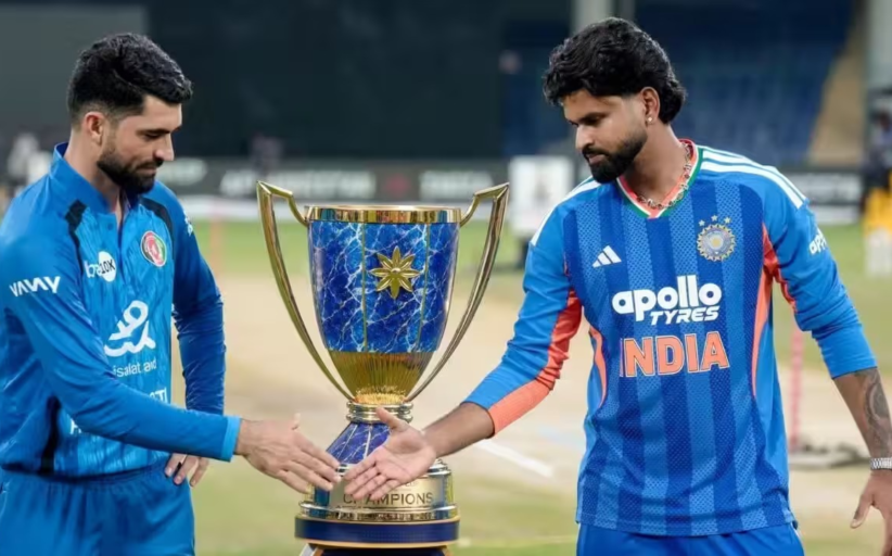 Afghanistan Captain Joins India Celebration Sportsmanship - हार-जीत के फासले से परे दोनों टीमों के खिलाड़ियों ने दिखाया शानदार भाईचारा; सोशल मीडिया पर वायरल हुई दिल जीतने वाली तस्वीरें और वीडियो।