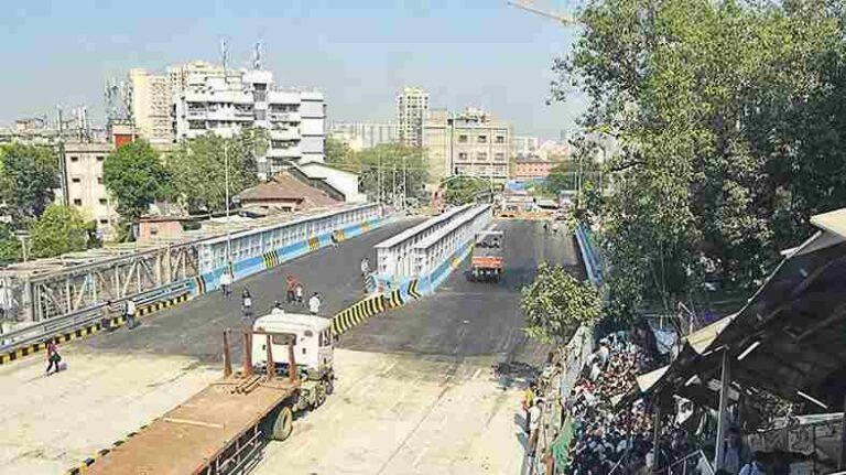 CM Devendra Fadnavis - Infrastructure Boost CM Devendra Fadnavis Inaugurates Reconstructed Sion & Vidyavihar ROBs And Goregaon-Mulund Link Road Flyover