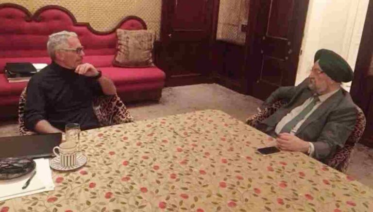 Sanjay Raut - Political Storm Erupts As Shiv Sena (UBT) Leader Sanjay Raut Shares Photo Of Union Minister Hardeep Puri With Jeffrey Epstein