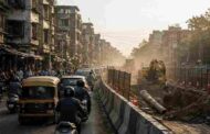 Mumbai Shastri Nagar Road  - अंधेरी में 18 महीने से बंद पड़ी शास्त्री नगर सड़क; दैनिक यात्रियों पर लंबा चक्कर काटने की मार, बीएमसी ने अब 31 अक्टूबर तक काम पूरा करने का दिया भरोसा